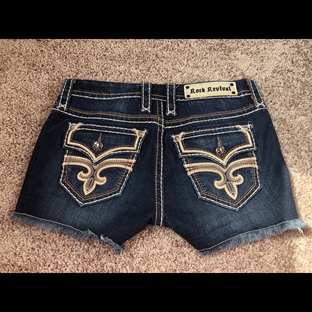 Rock Revival Sukie H206 short in Dark Indigo